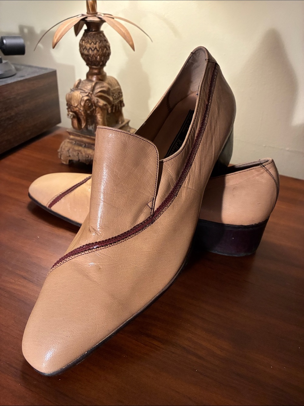 Vintage Rodolpho Valentino Tan Leather Women's Slip-On Heels w Brown Trim Sz10